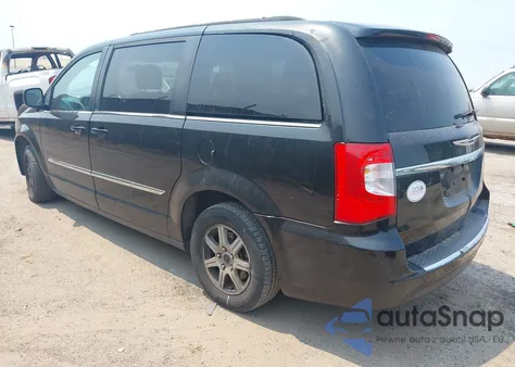 2011 Chrysler Town & Country Touring-L from USA, damaged, VIN 2A4RR8DG2BR607474